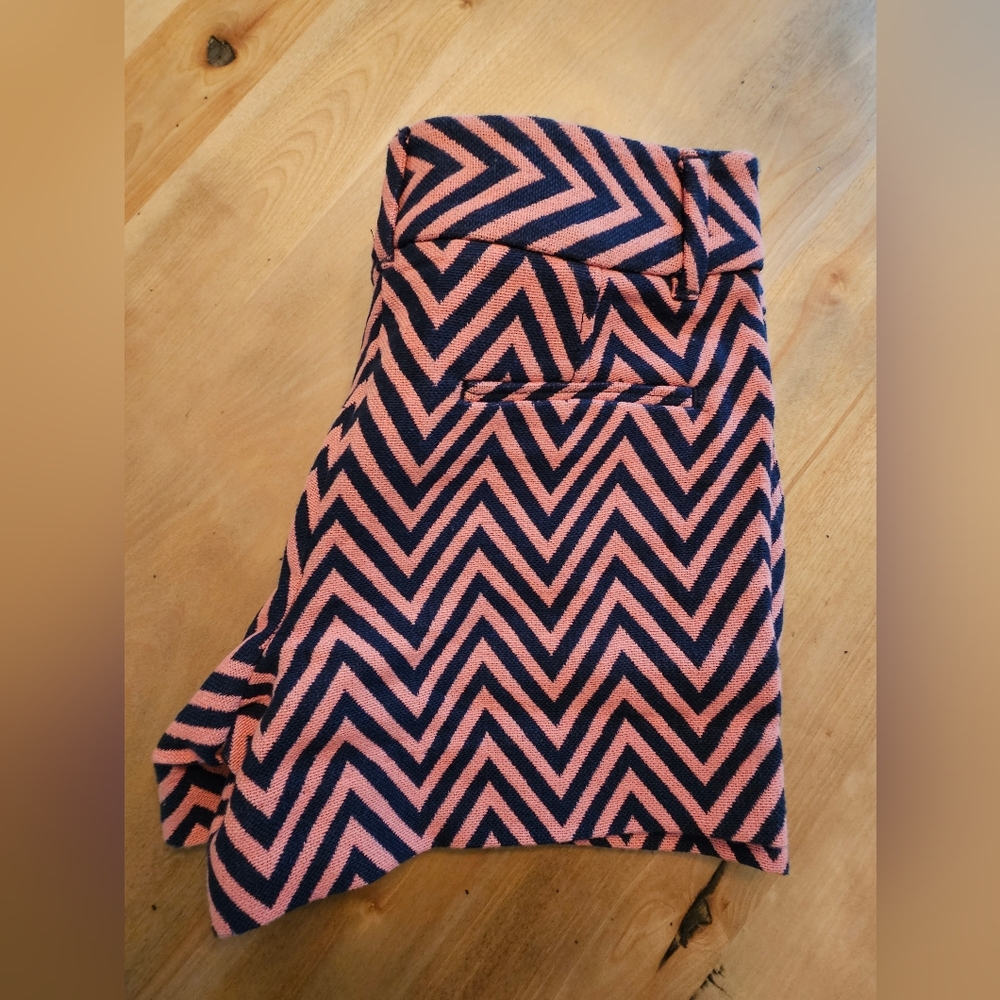 Loft Pink and Navy Shorts - Size 0